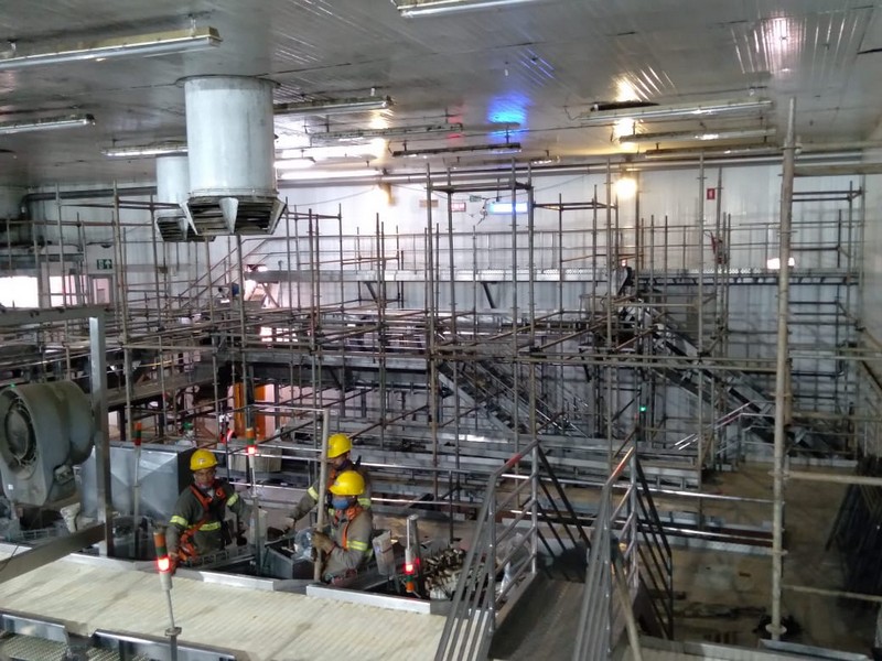 Montagem de andaime industrial